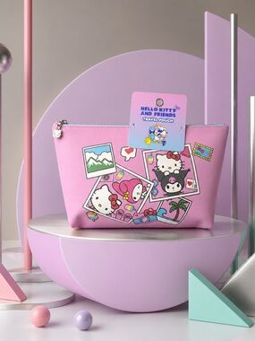 Hello Kitty & Friends Travel Cosmetic Pouch NWT
